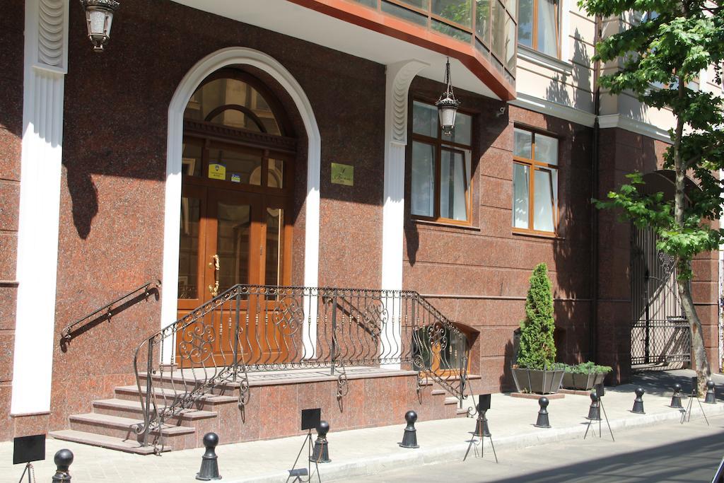 Apartment In Center Of Odessa Esterno foto
