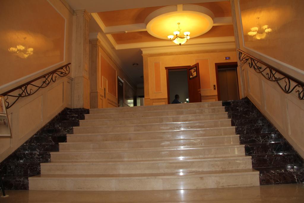 Apartment In Center Of Odessa Esterno foto